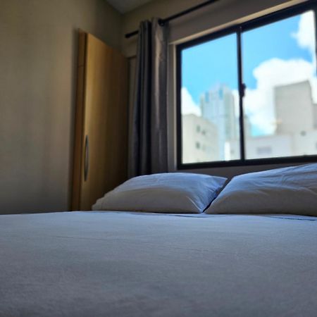 2 Quartos A 200Mts Praia Central, Garagem, Churrasqueira, Wi-Fi 90 Mbps, Pet Friendly Balneario Camboriu Exterior photo