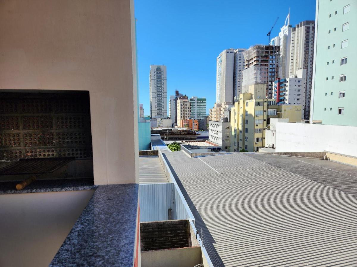 2 Quartos A 200Mts Praia Central, Garagem, Churrasqueira, Wi-Fi 90 Mbps, Pet Friendly Balneario Camboriu Exterior photo