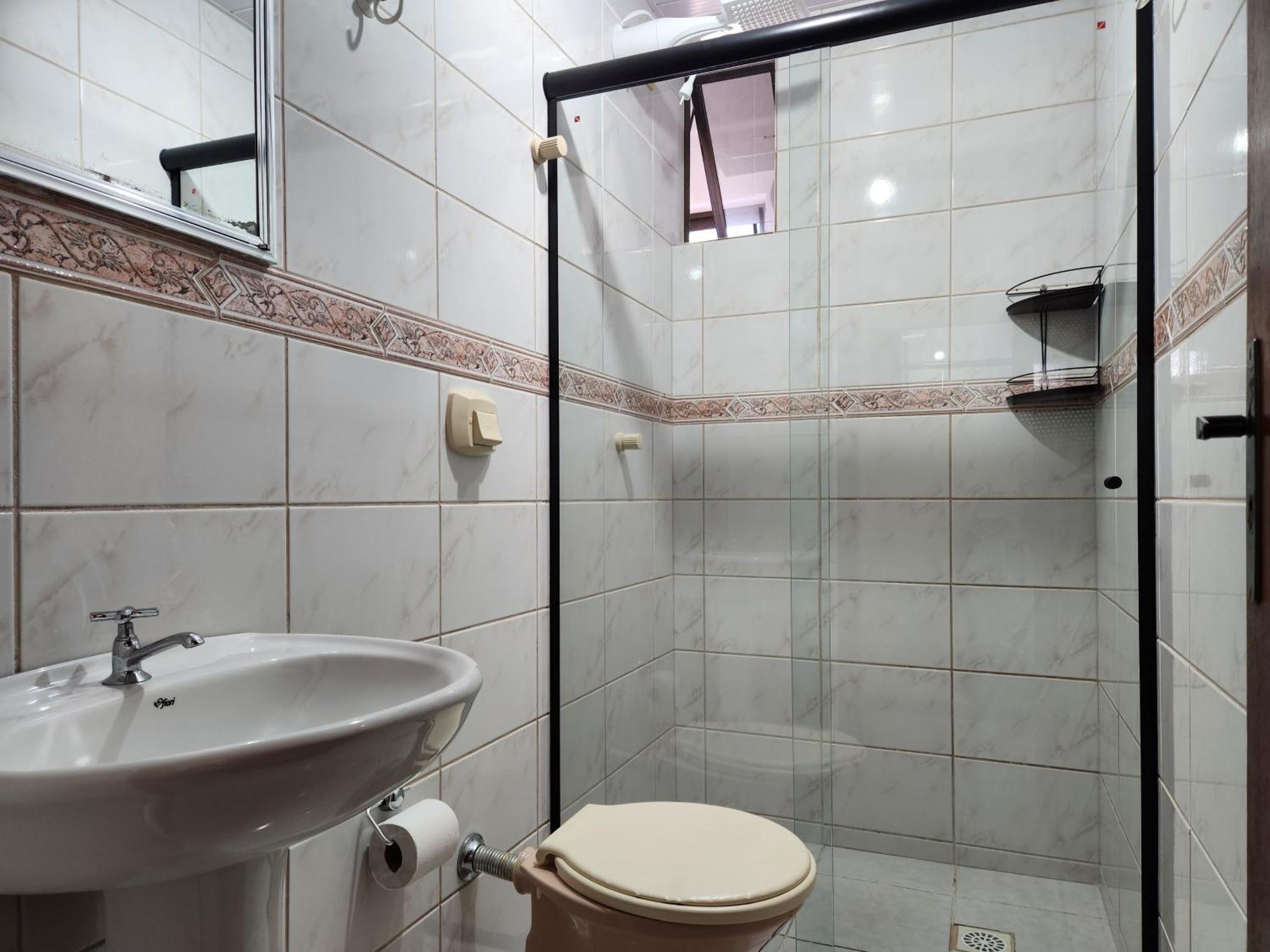 2 Quartos A 200Mts Praia Central, Garagem, Churrasqueira, Wi-Fi 90 Mbps, Pet Friendly Balneario Camboriu Room photo