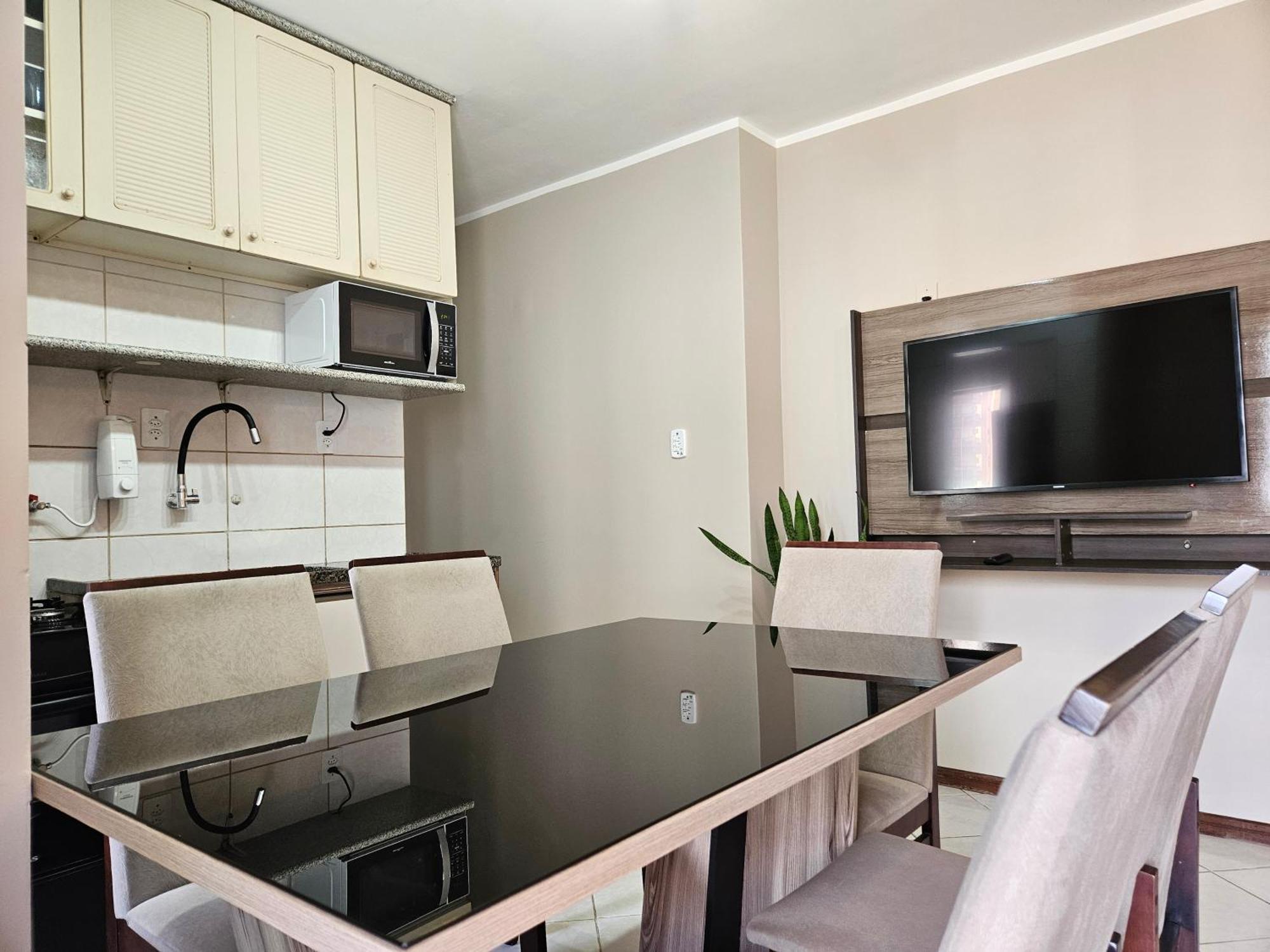 2 Quartos A 200Mts Praia Central, Garagem, Churrasqueira, Wi-Fi 90 Mbps, Pet Friendly Balneario Camboriu Exterior photo